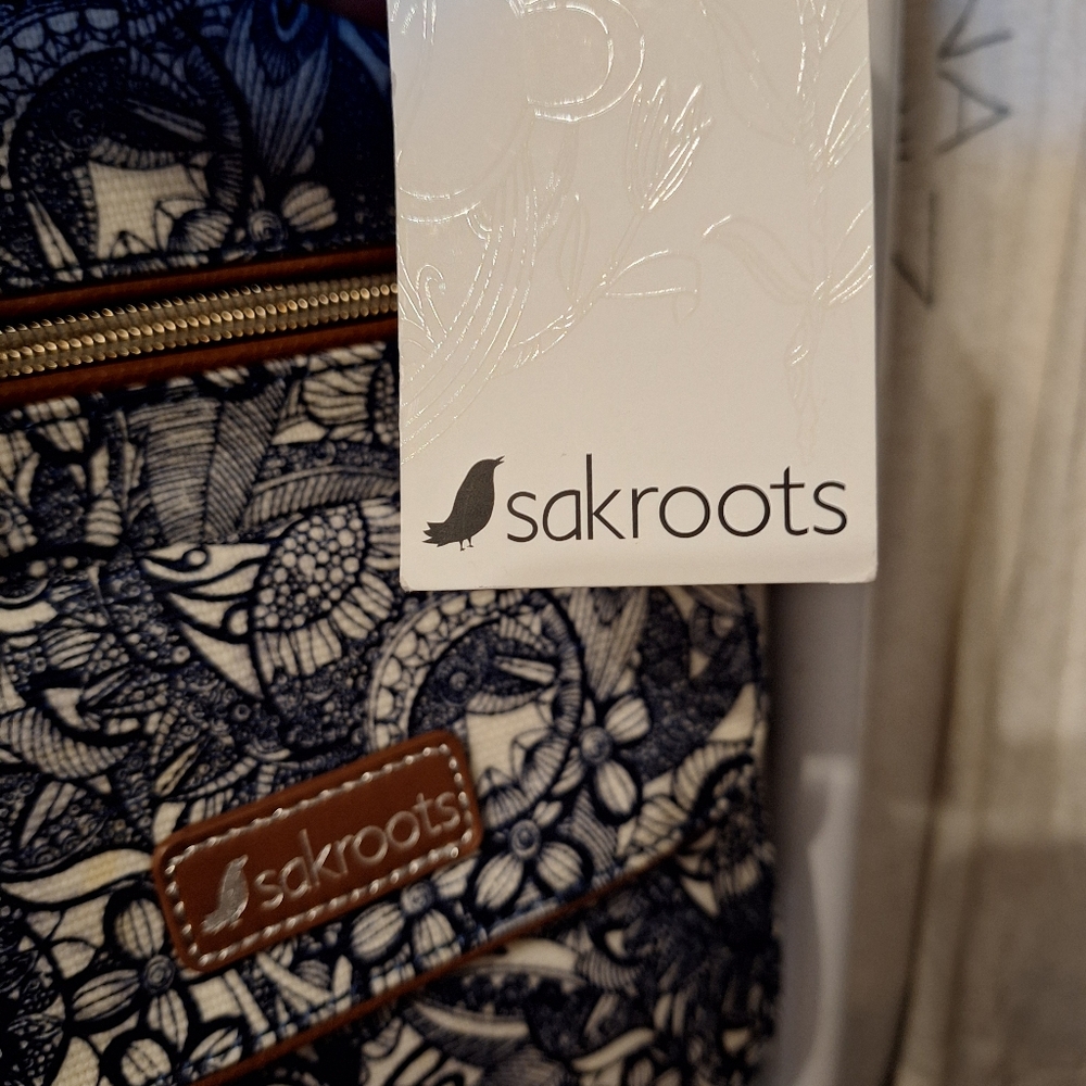 Sakroots crossbody bag - Picture 6 of 6